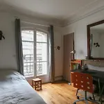Bright Apartment - Near Park